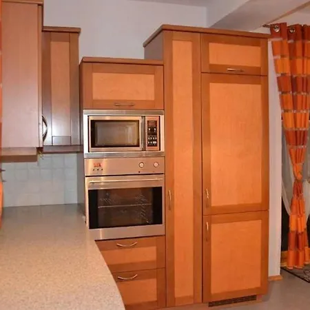 Apartment Entire Upper Floor With Roof Terrace Wieselburg