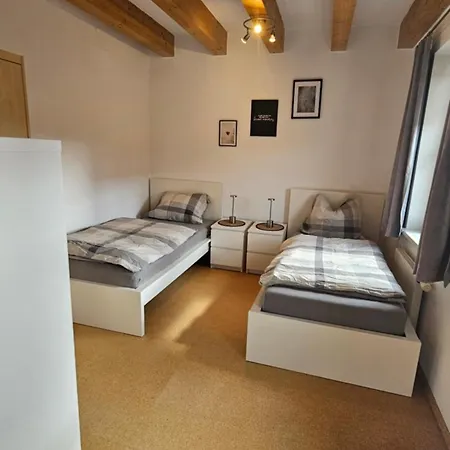 Entire Upper Floor With Roof Terrace 公寓 维瑟尔堡