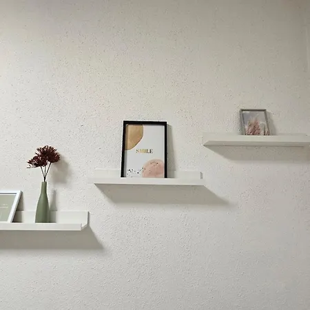 Apartment Entire Upper Floor With Roof Terrace *