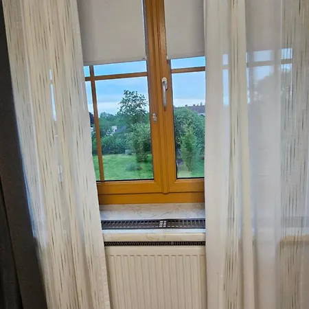 شقة Entire Upper Floor With Roof Terrace *