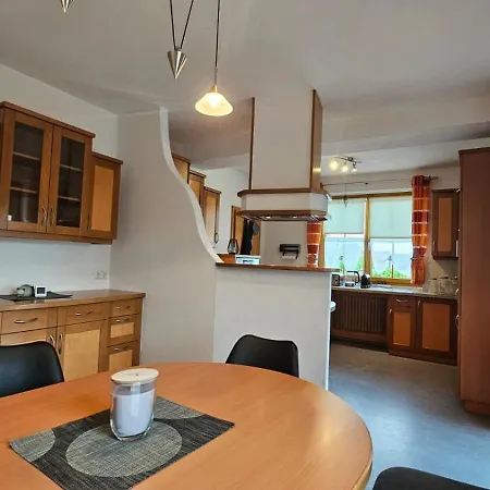Apartment Entire Upper Floor With Roof Terrace